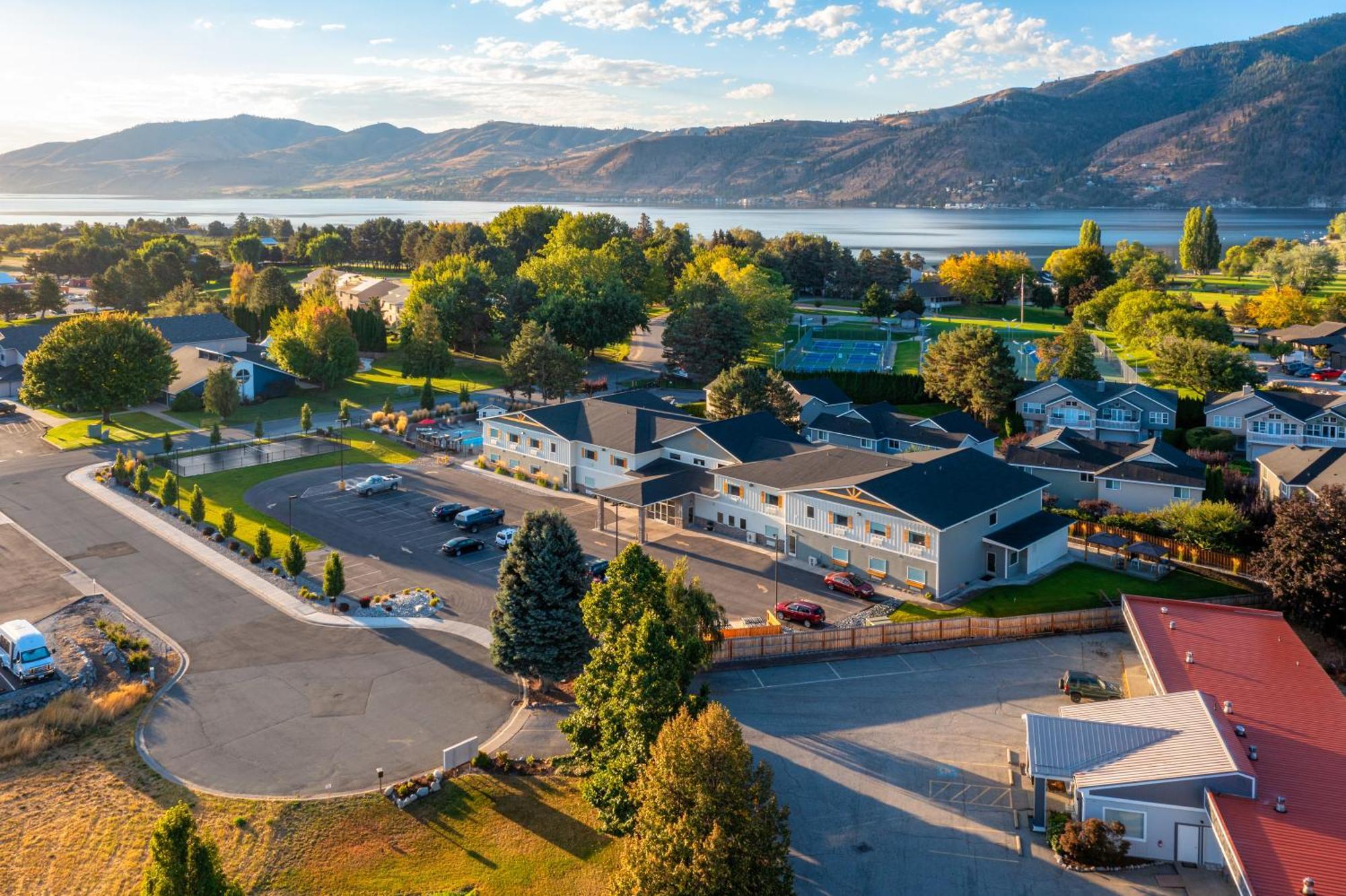 The Lodge Lake Chelan Manson Екстер'єр фото